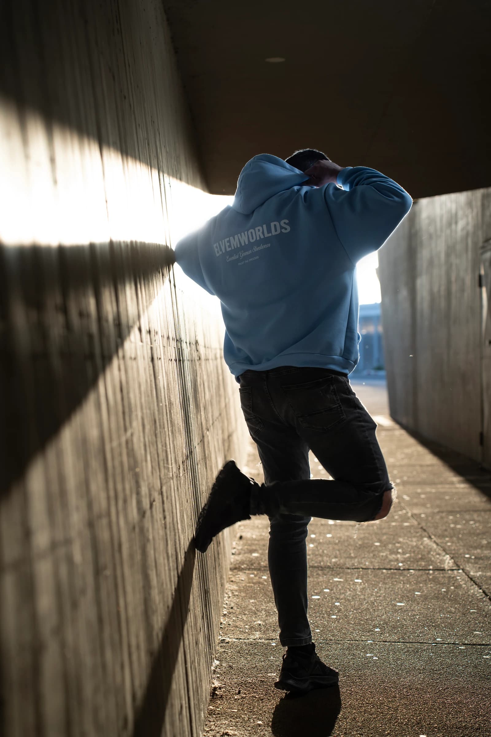 Portraitaufnahme im Freien mit natÃ¼rlichem Licht
